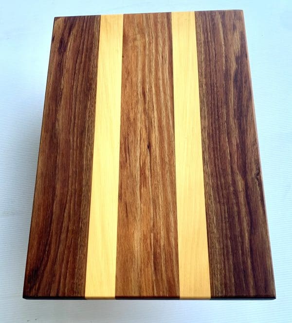 cook-n-dine-handcrafted-timber-chopping-board